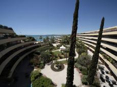 Holiday Inn Nice - Saint Laurent Du Var 4*