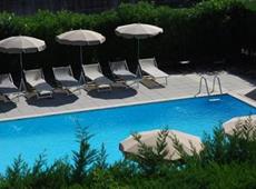 Kyriad Hotel Cannes Mandelieu 3*