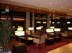 Holiday Inn Express Zurich Airport 3*