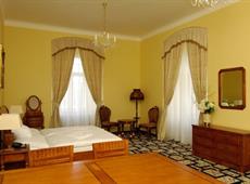 Chateau Zbiroh 4*