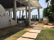 Coco-Mari Beach Villa 4*