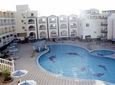 Nefertiti Hotel 3*