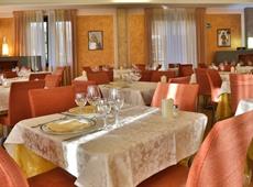 Best Western Hotel Cavalieri Della Corona 4*