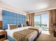 Marina Hotel & Suites 4*