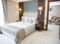 Grand Aras Hotel & Suites 4*