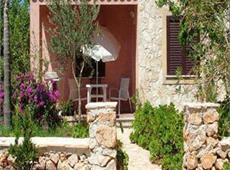 Residence Cala dell'Arena 3*