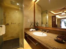 ShiXiShu JianGuo Yalong Bay Resort Hotel 5*