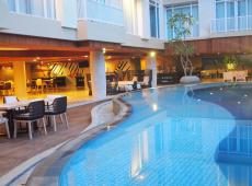 Bedrock Hotel Kuta Bali 4*