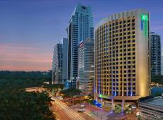 Holiday Inn Express Kuala Lumpur City Centre 4*