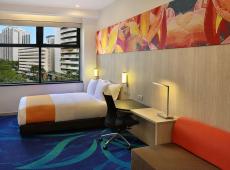 Holiday Inn Express Kuala Lumpur City Centre 4*