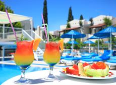 Summer Garden Suites & Beach Hotel 3*