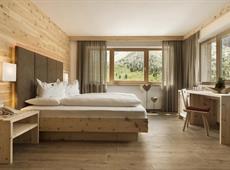 Hotel Passo Sella Dolomiti Mountain Resort 4*