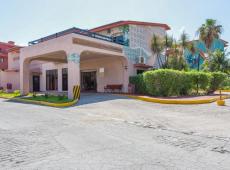Selina Cancun Laguna Hotel Zone 3*
