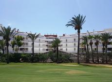 Gara Suites Golf & Spa 4*