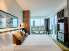 Taj Jumeirah Lakes Towers Hotel 5*