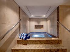 Royal Continental Suites Business Bay 5*