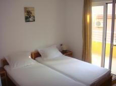 Ivana Rooms and Apartments 3*