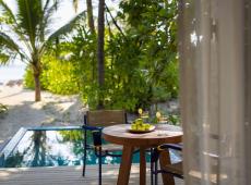Avani+ Fares Maldives Resort 5*