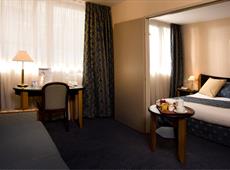 Best Western Hotel Crequi Lyon Part Dieu 4*