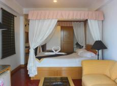 The Orchid Hotel and Spa 3*