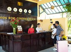 Hon Rom Central Beach Resort 2*