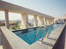 Canopy by Hilton Dubai Al Seef 4*