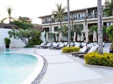 Iyara Beach Hotel & Plaza 4*