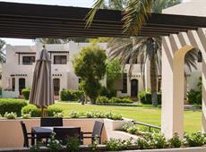 Radisson Blu Hotel & Resort Al Ain 4*