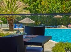 Radisson Beach Resort Larnaca 4*