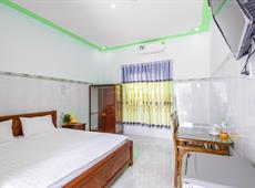Nguyen Toan Hotel 2*