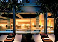 Four Seasons Hotel Shanghai 5*