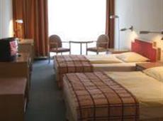 Continental Hotel-Pension 3*