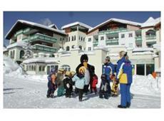 Leading Family Hotel and Resort Alpenrose 3*
