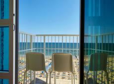 Termini Beach Hotel & Suites 4*