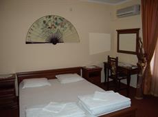 Elinor Guest House 3*
