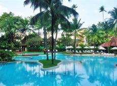 Patong Beach Hotel 4*
