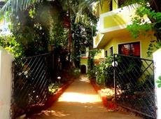 Poonam Guesthouse 2*