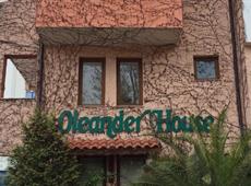 Oleander House 3*