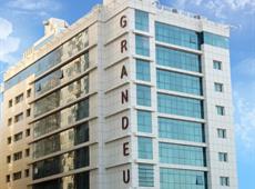 Grandeur Hotel 4*
