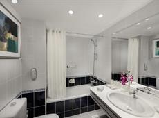 Savoy Central Hotel Apartments 4*
