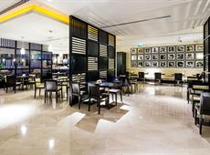 Holiday Inn Express Dubai Airport 3*