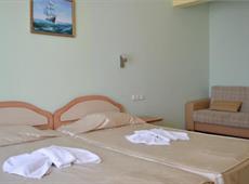 Family Hotel Coral 3*