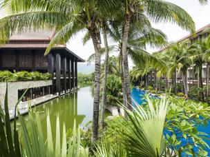 Pullman Sanya Yalong Bay Villas and Resort 5*