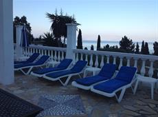 Andromaches Holiday Apartments 3*
