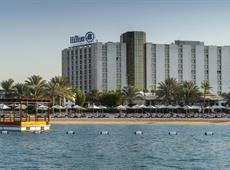 Radisson Blu Hotel & Resort Abu Dhabi Corniche 5*