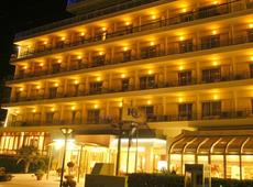 Santa Beach Hotel 4*