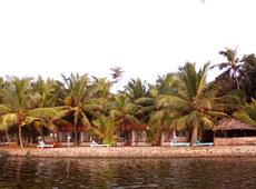 Beach & Lake Ayurvedic Resort 3*