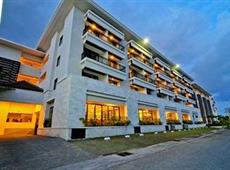 Grand Kuta Hotel & Residence 4*