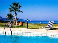 Natura Beach Hotel & Villas 3*