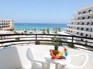 Constantinos the Great Hotel Apts 4*
